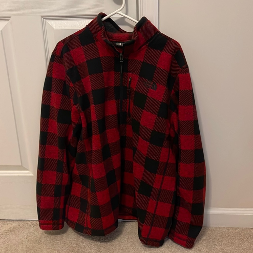 The North Face men’s 1/2 zip fleece